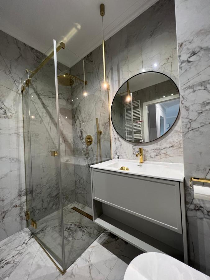 Bella Casa Luxury Apartament Radom Kültér fotó
